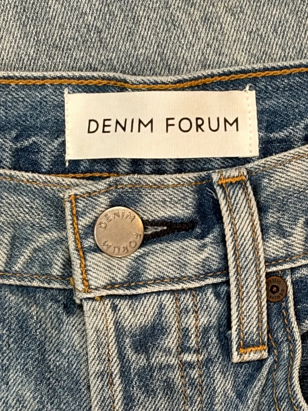 Aritzia DENIM FORUM The Joni High Rise Loose Jeans Size 32 - Picture 12 of 14